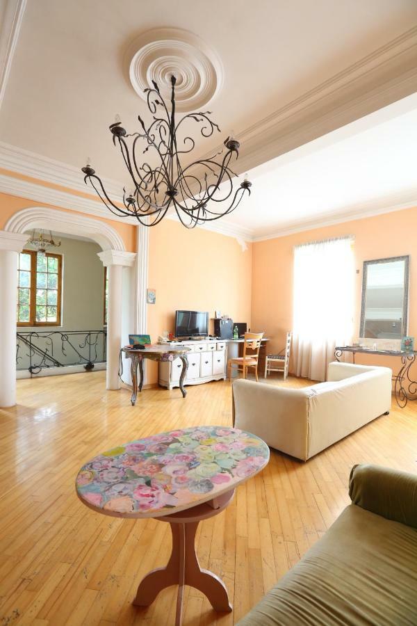 Guest House One Two Three Tiflis Exterior foto